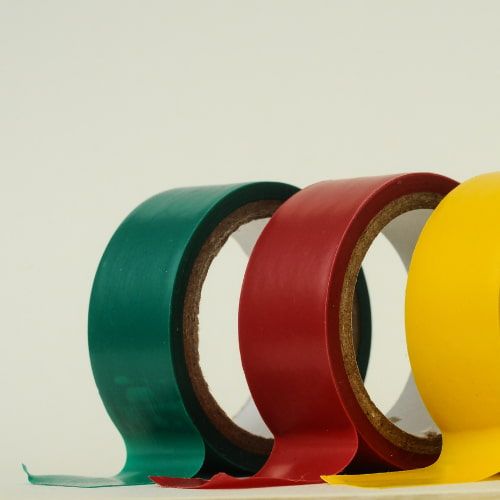 Ako si vybrať správnu lepiace pásku pre stavebníctvo